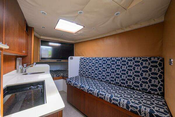 Release Walk Around Yacht For Sale