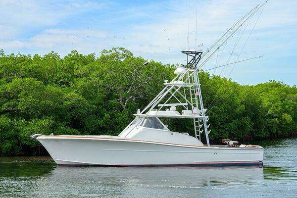 Release Walk Around Yacht For Sale