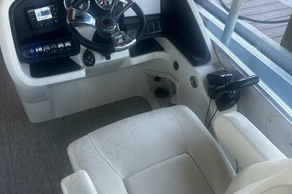 26ft Avalon Yacht For Sale