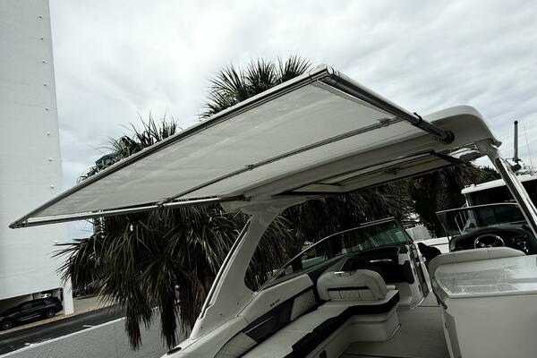 34ft Regal Yacht For Sale