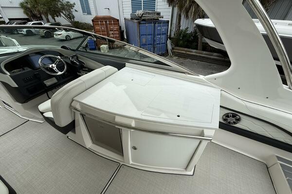 34ft Regal Yacht For Sale