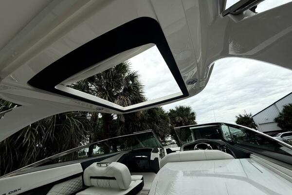 34ft Regal Yacht For Sale