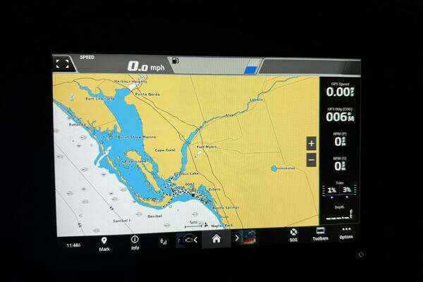 Regal 33 OBX Yacht For Sale