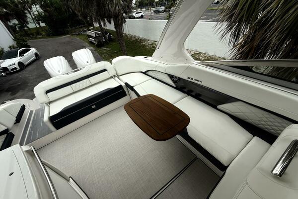 34ft Regal Yacht For Sale