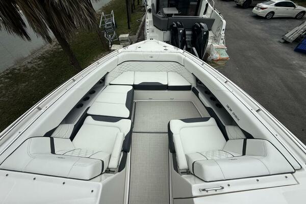 34ft Regal Yacht For Sale