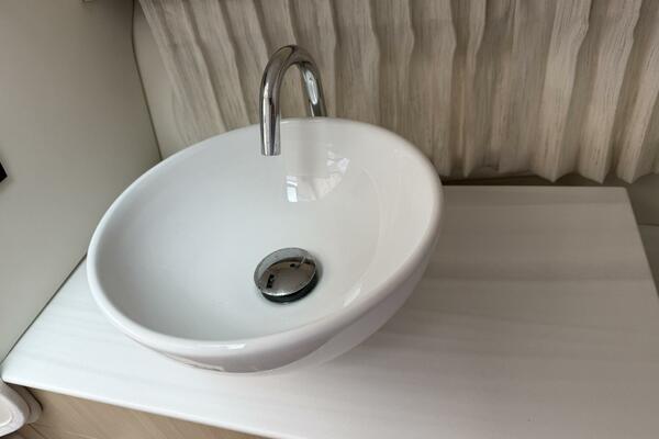 34ft Regal Yacht For Sale