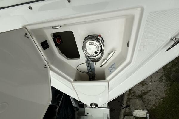 34ft Regal Yacht For Sale