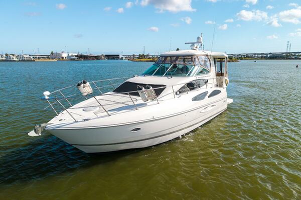 2005 Cruisers 455 Motor Yacht 