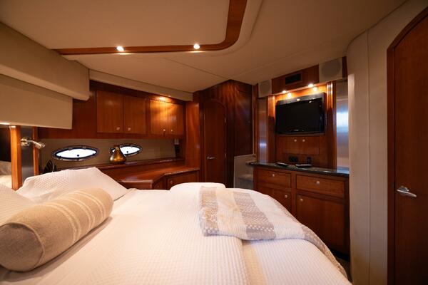 2005 Cruisers 455 Motor Yacht 