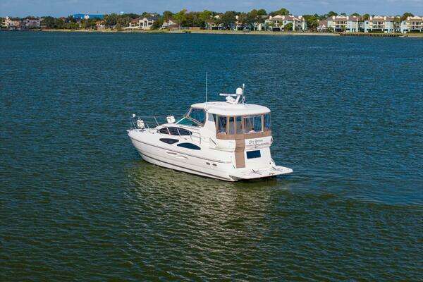 Cruisers Yachts 455 Motor Yacht Yacht For Sale