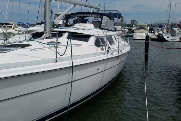 44ft Hunter Yacht For Sale