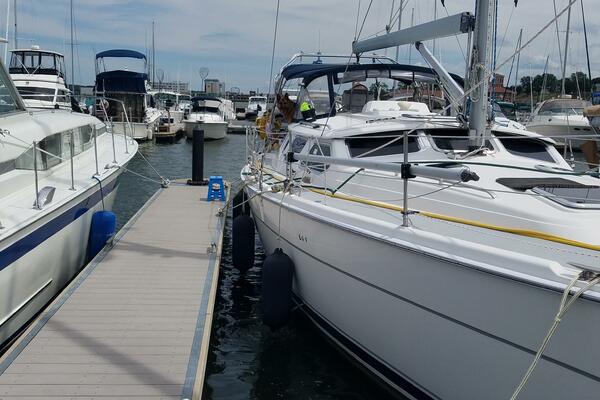 44ft Hunter Yacht For Sale