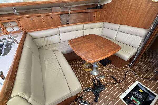 44ft Hunter Yacht For Sale