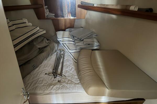 44ft Hunter Yacht For Sale