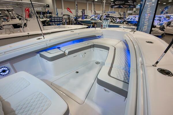 28ft Regulator Yacht For Sale