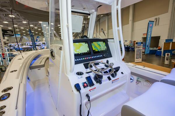 28ft Regulator Yacht For Sale