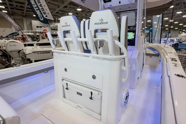 28ft Regulator Yacht For Sale