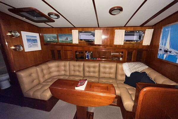 Grand Banks 49 Eastbay HX Yacht For Sale