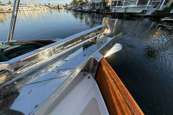 Grand Banks 49 Eastbay HX Yacht For Sale