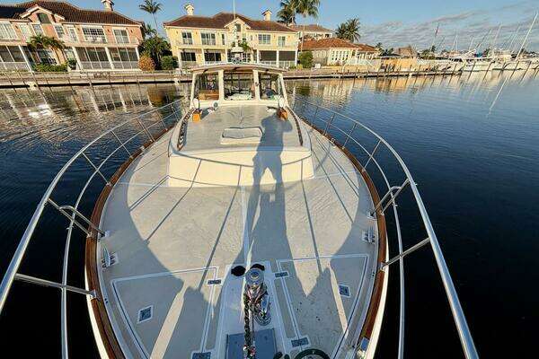 Grand Banks 49 Eastbay HX Yacht For Sale