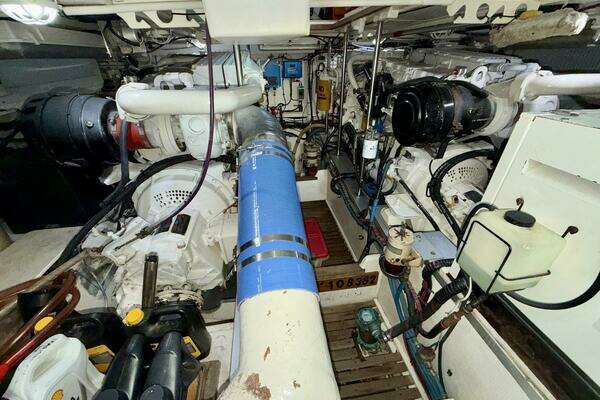 Grand Banks 49 Eastbay HX Yacht For Sale