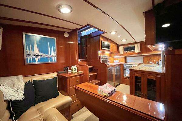 Grand Banks 49 Eastbay HX Yacht For Sale
