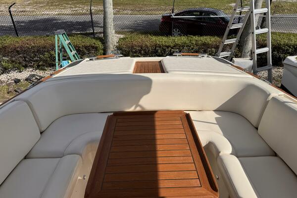 28ft Chris Craft Yacht For Sale