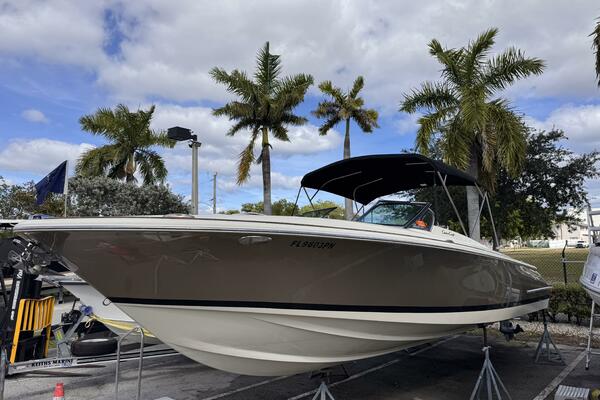 28ft Chris Craft Yacht For Sale