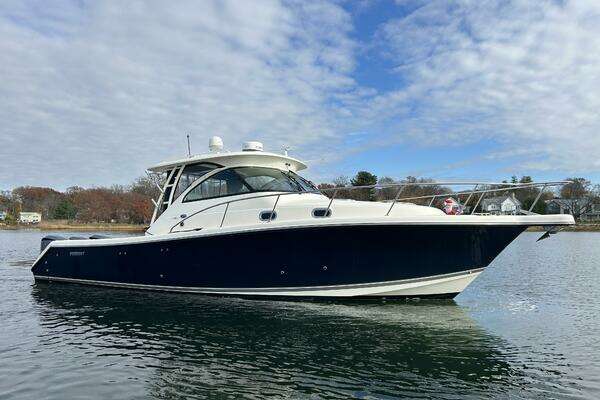 37-ft-Pursuit-2009-OS 375 Offshore- Greenwich Connecticut United States  yacht for sale