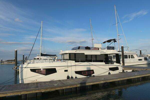 Cobra Seamaster 45 Yacht For Sale