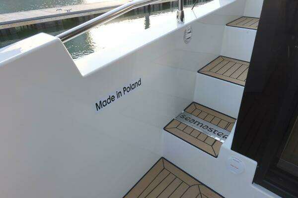 Cobra Seamaster 45 Yacht For Sale