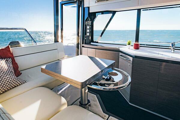 38ft Wellcraft Yacht For Sale