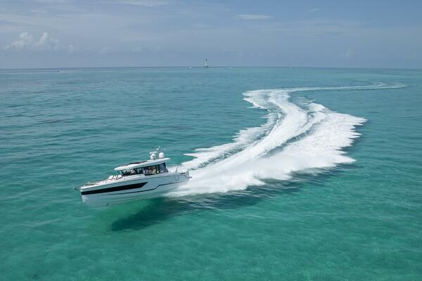 38ft Wellcraft Yacht For Sale