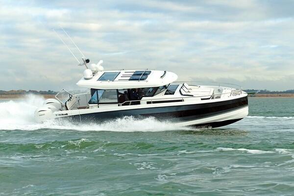 38ft Wellcraft Yacht For Sale