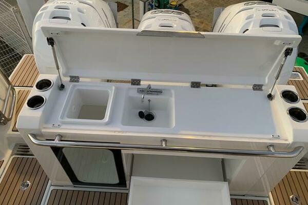 38ft Wellcraft Yacht For Sale