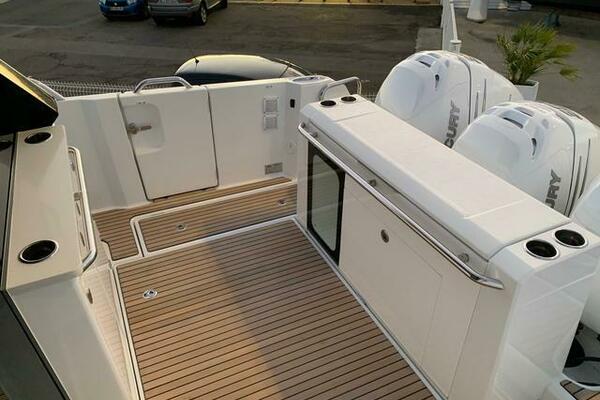 38ft Wellcraft Yacht For Sale