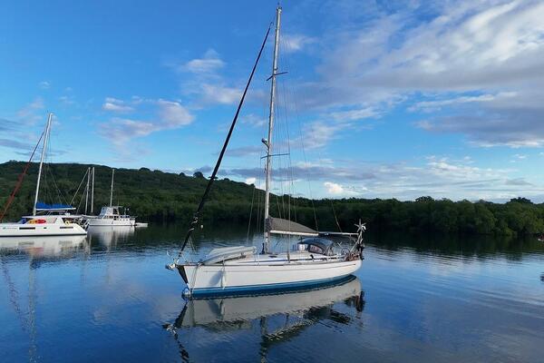 Veritas 50ft Bavaria Yacht For Sale