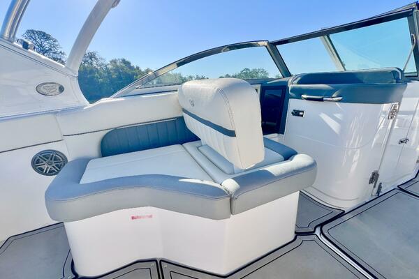 25ft Cobalt Yacht For Sale