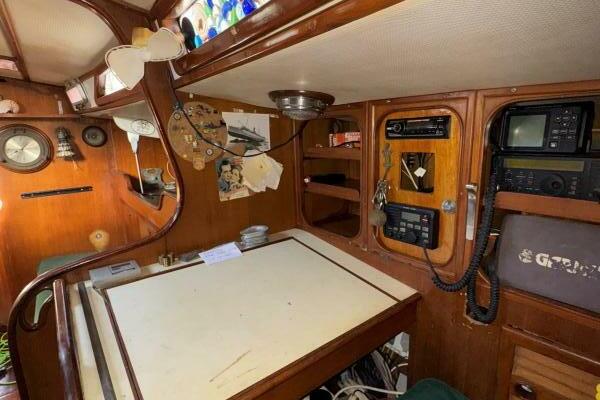 Gallivanter 49ft Hylas Yacht For Sale