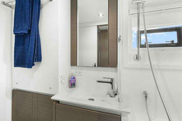 Leopard 46 PC Yacht For Sale