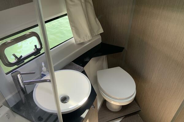 34ft Jeanneau Yacht For Sale