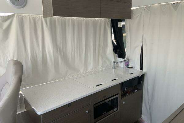 Jeanneau NC 1095 Coupe Yacht For Sale