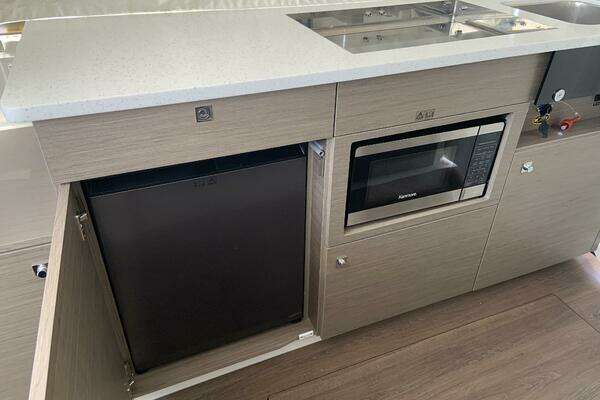 Jeanneau NC 1095 Coupe Yacht For Sale