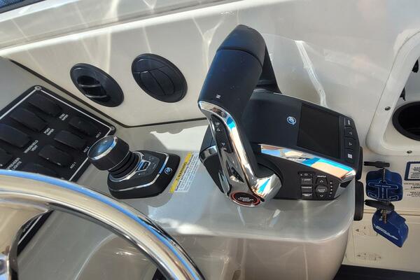 Outta Line 31ft Boston Whaler Yacht For Sale