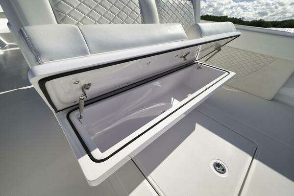 Bahama 41 RD Yacht For Sale