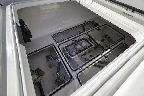 Bahama 41 RD Yacht For Sale