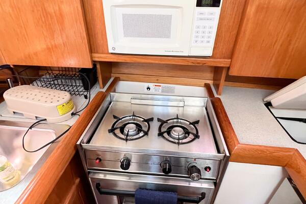 HIDE AWEIGH 35ft Catalina Yacht For Sale