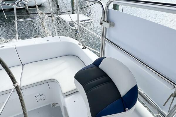 HIDE AWEIGH 35ft Catalina Yacht For Sale