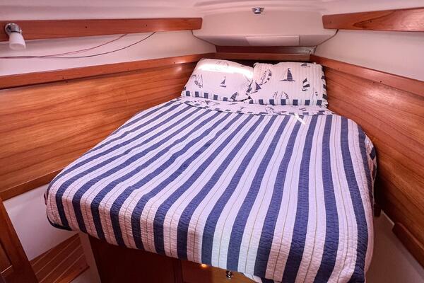 HIDE AWEIGH 35ft Catalina Yacht For Sale