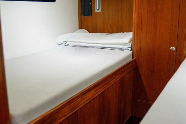 47ft Front Runner Yacht For Sale